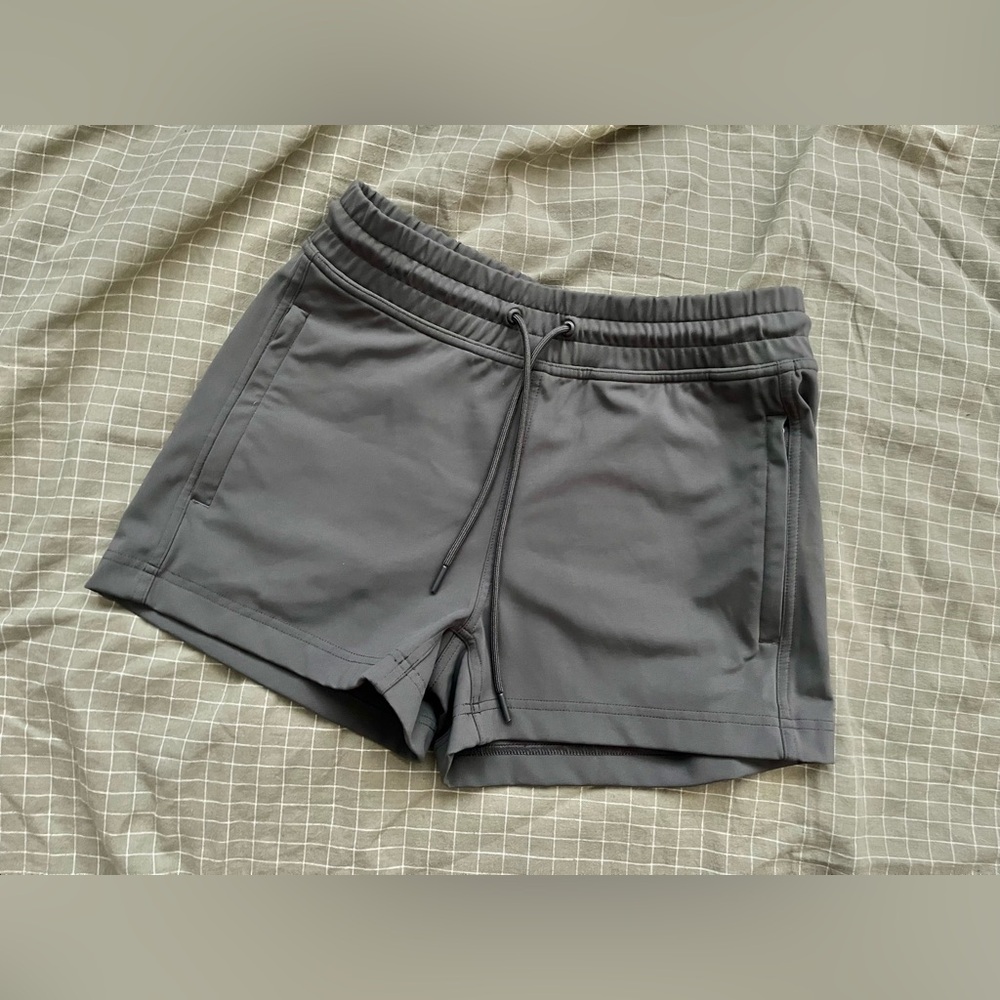 nwot TNAction TnaSLICK™ Warm-Up 3" Short xs - Picture 3 of 4